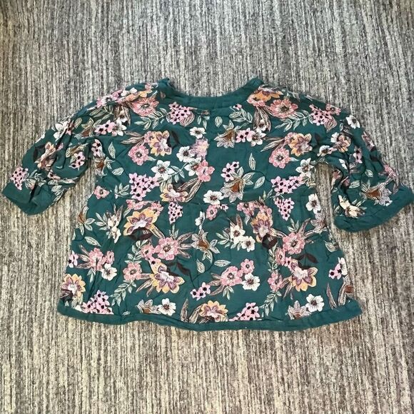 Maurices Women’s Size XXL Ruffle Bell Sleeve Faux Wrap Blouse Green Floral - Picture 6 of 6